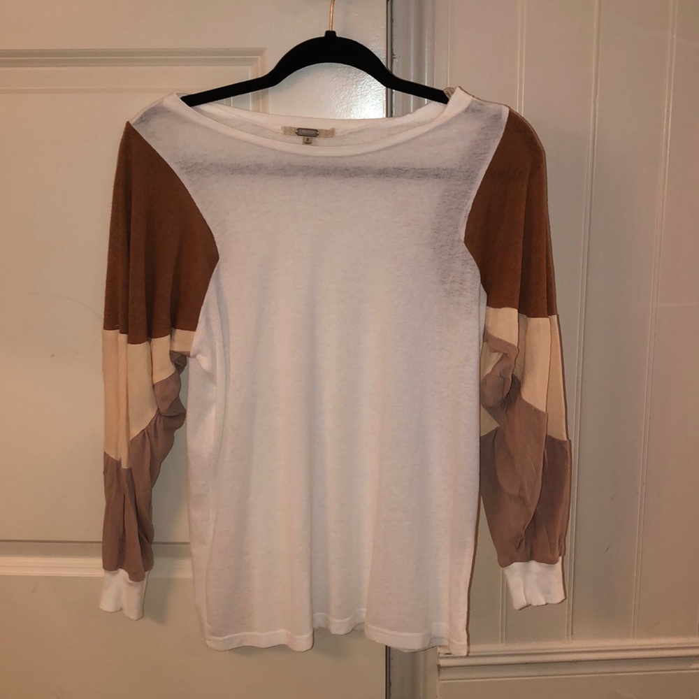 Color block sleeve top